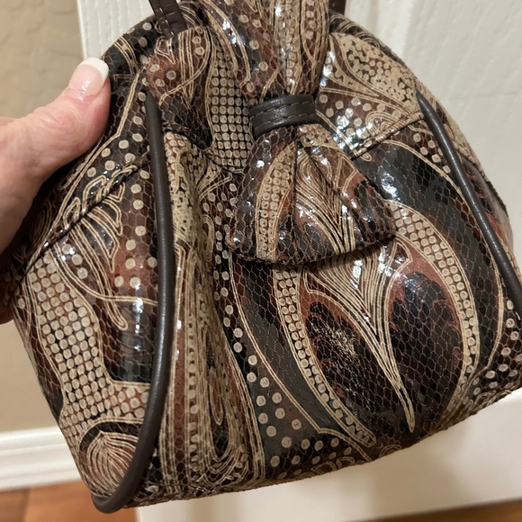 LIKE NEW! Bags by PINKY Brown Leather Small Purse - Picture 3 of 11